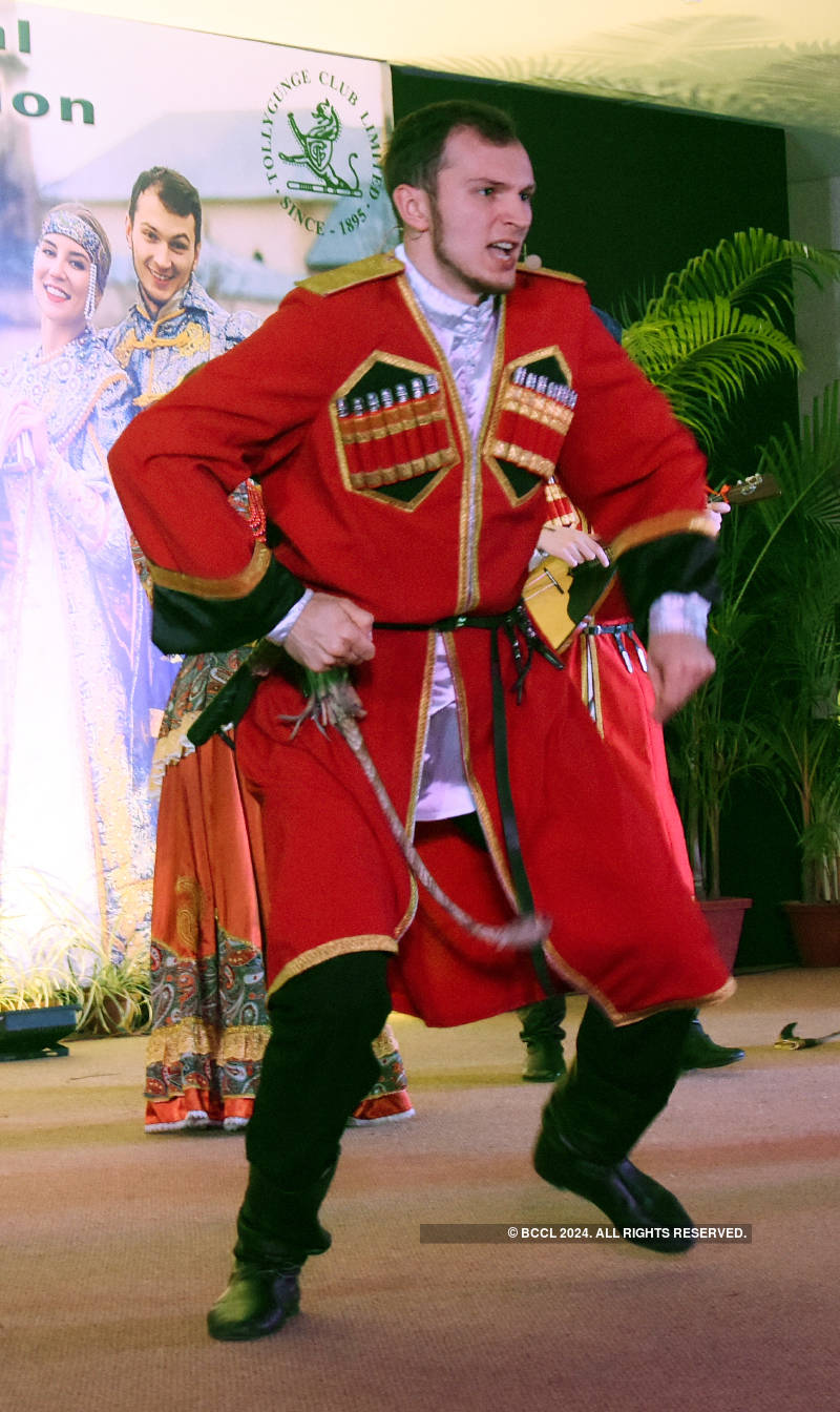 The Consulate General of the Russian Federation hosts a colourful folk show