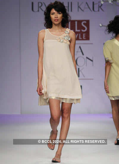 WIFW' 11: Urvashi Kaur