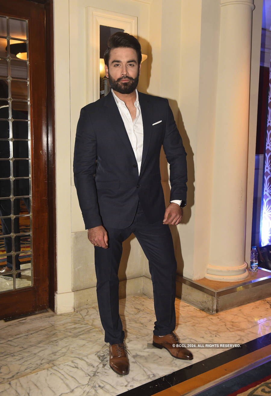 B-town celebs dazzle at Times Food and Nightlife Awards '19 - Mumbai