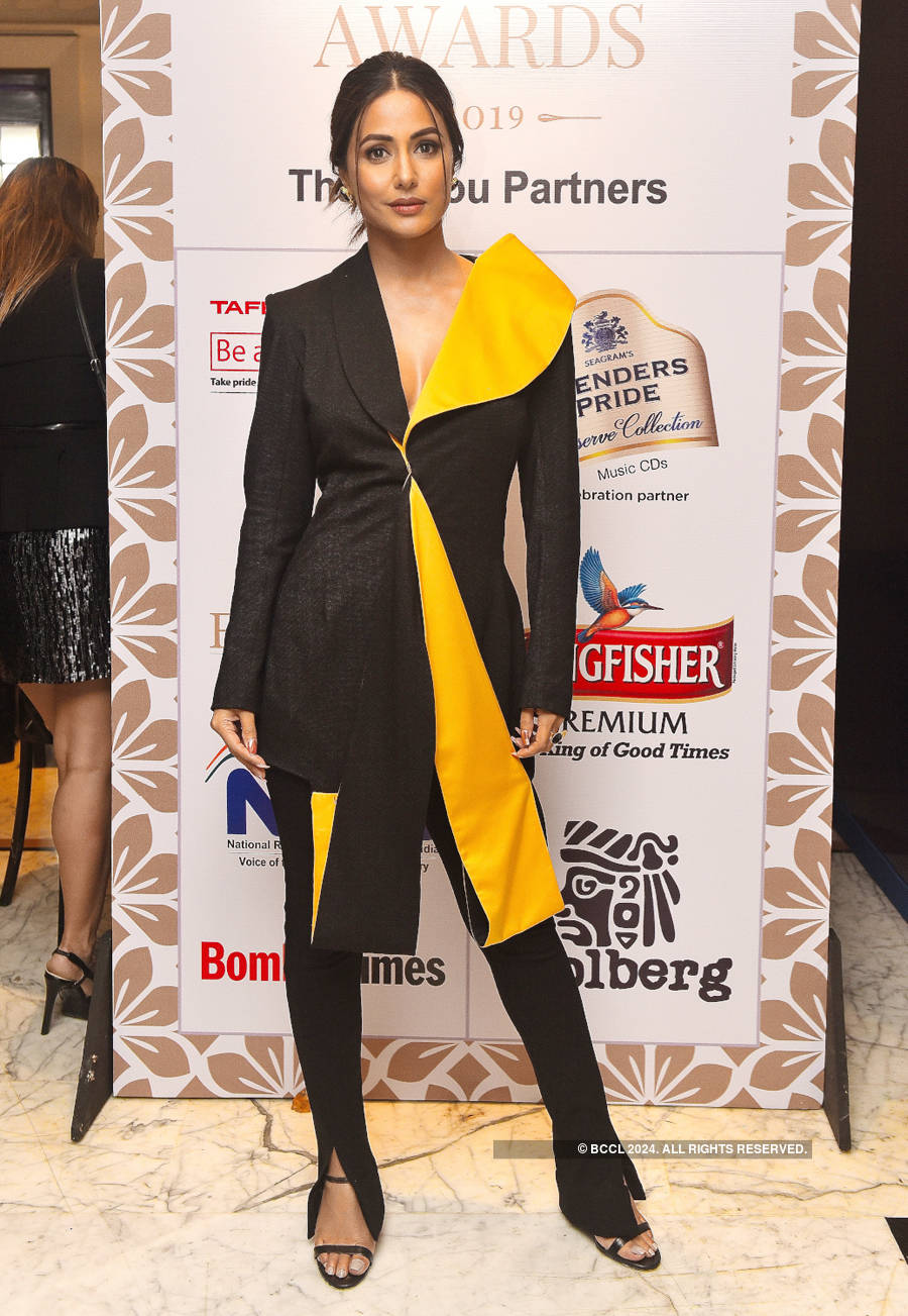 B-town celebs dazzle at Times Food and Nightlife Awards '19 - Mumbai