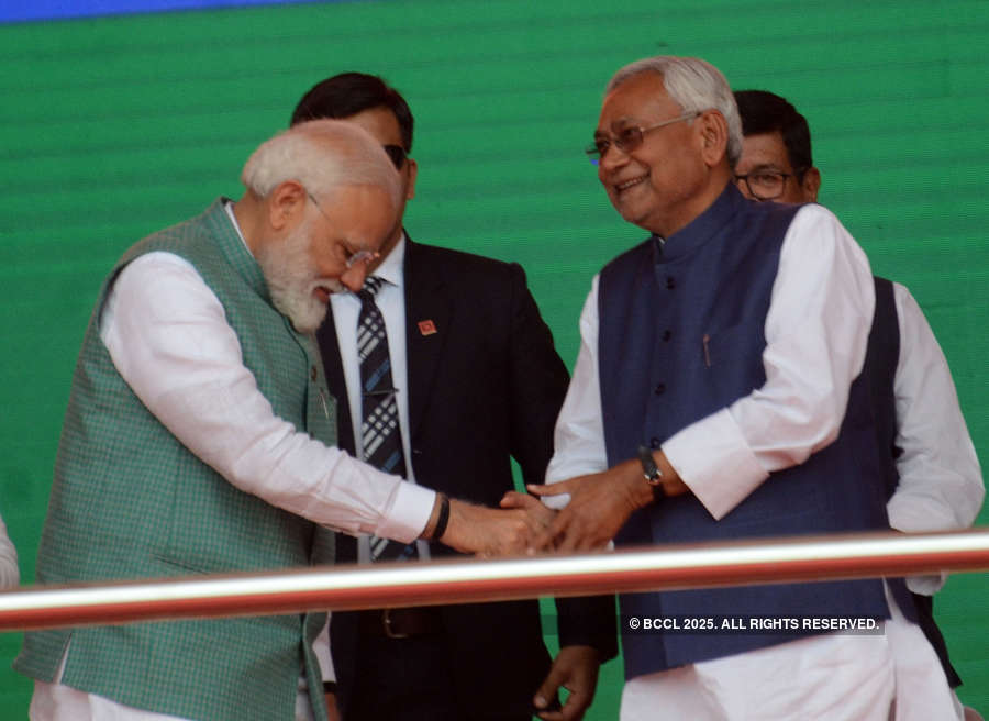 PM Modi, Bihar CM Nitish hold Sankalp rally in Patna