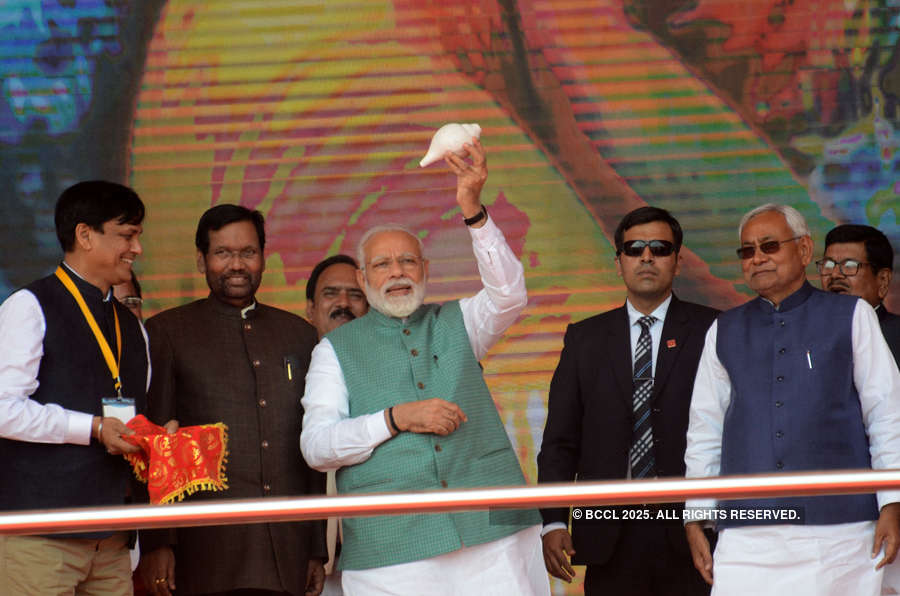 PM Modi, Bihar CM Nitish hold Sankalp rally in Patna