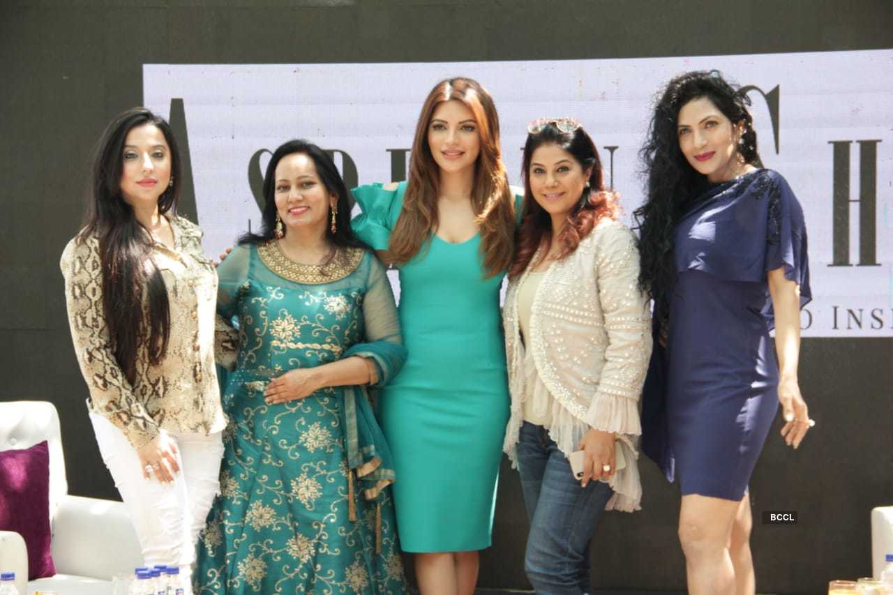 Aahana Kumra, Shama Sikander, Chahat Khanna & others celebs grace AspiringShe Awards & Health Conclave in Mumbai