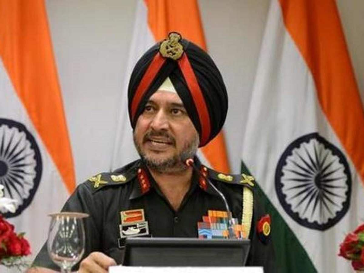 Northern Army commander takes stock of security situation in Kashmir