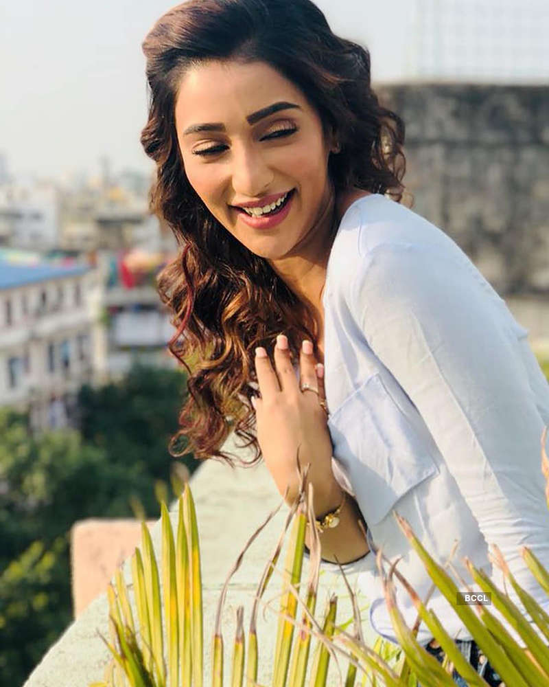 Stunning pictures of Sayantika Banerjee you just can’t miss!