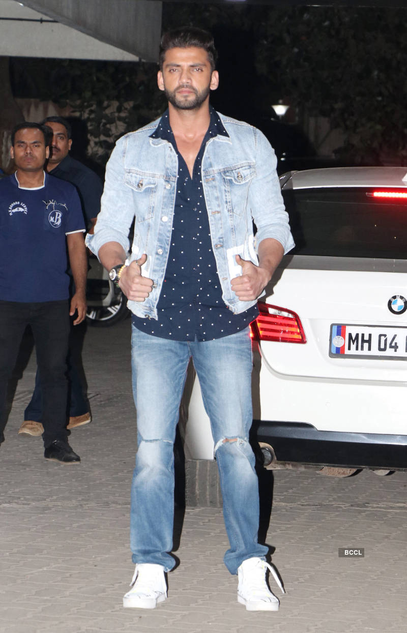 Salman Khan and rumoured girlfriend Iulia Vantur arrive together at Seema Khan's birthday party