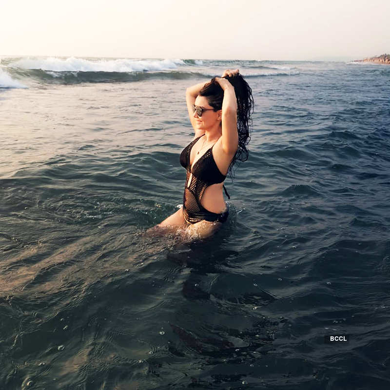 Minissha Lamba is raising temperatures with her beach vacation pictures
