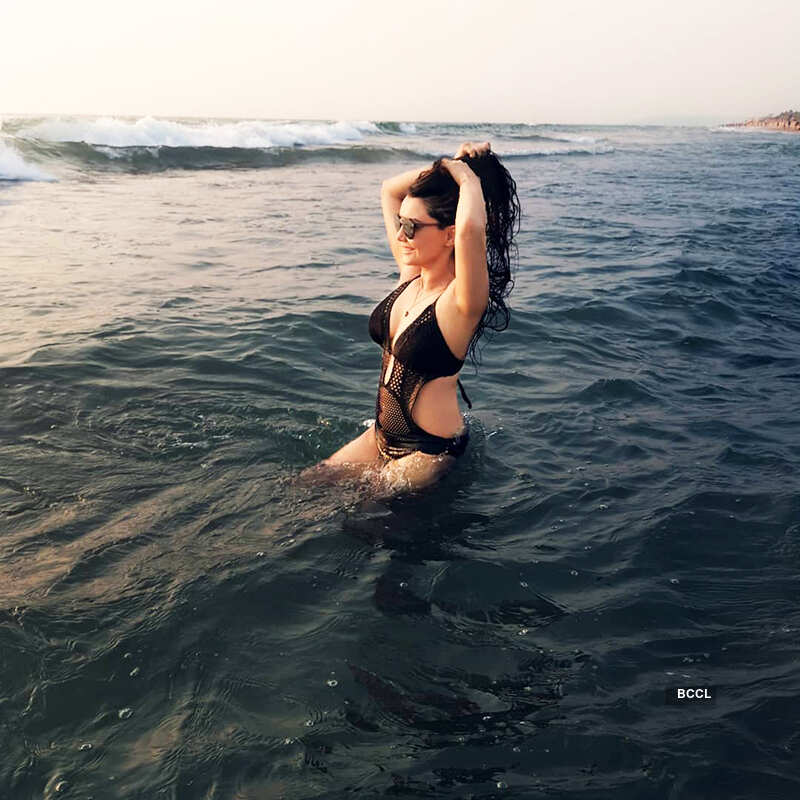 Minissha Lamba is raising temperatures with her beach vacation pictures