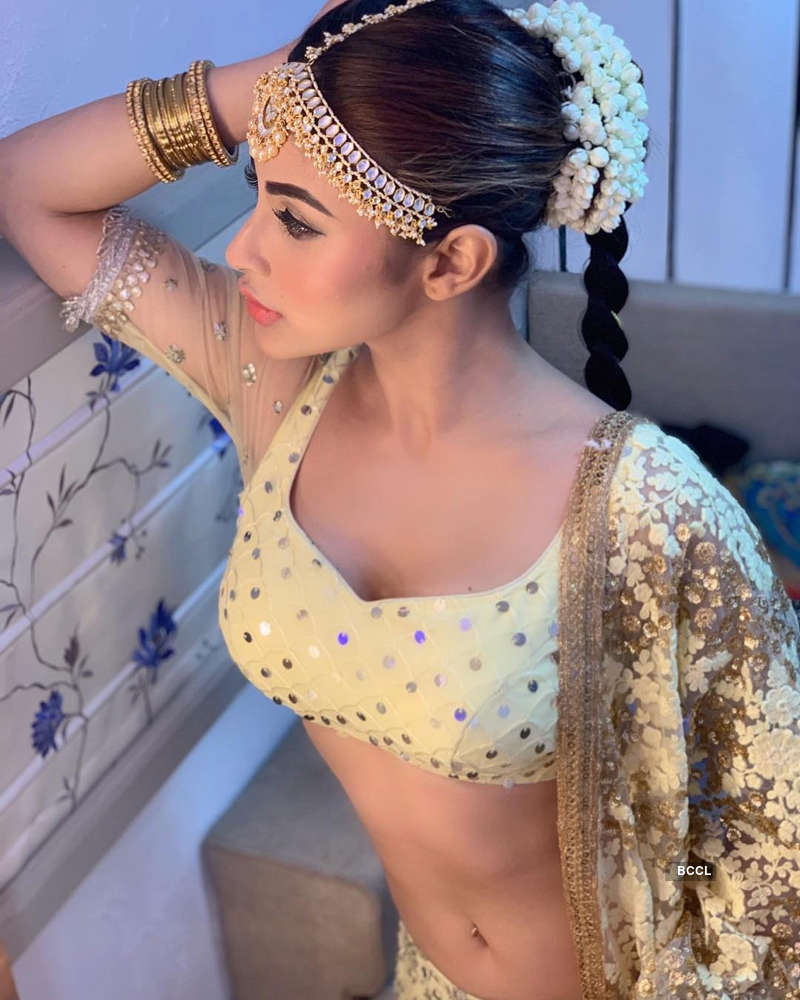 Mouni Roy teases fans with her sultry photoshoot