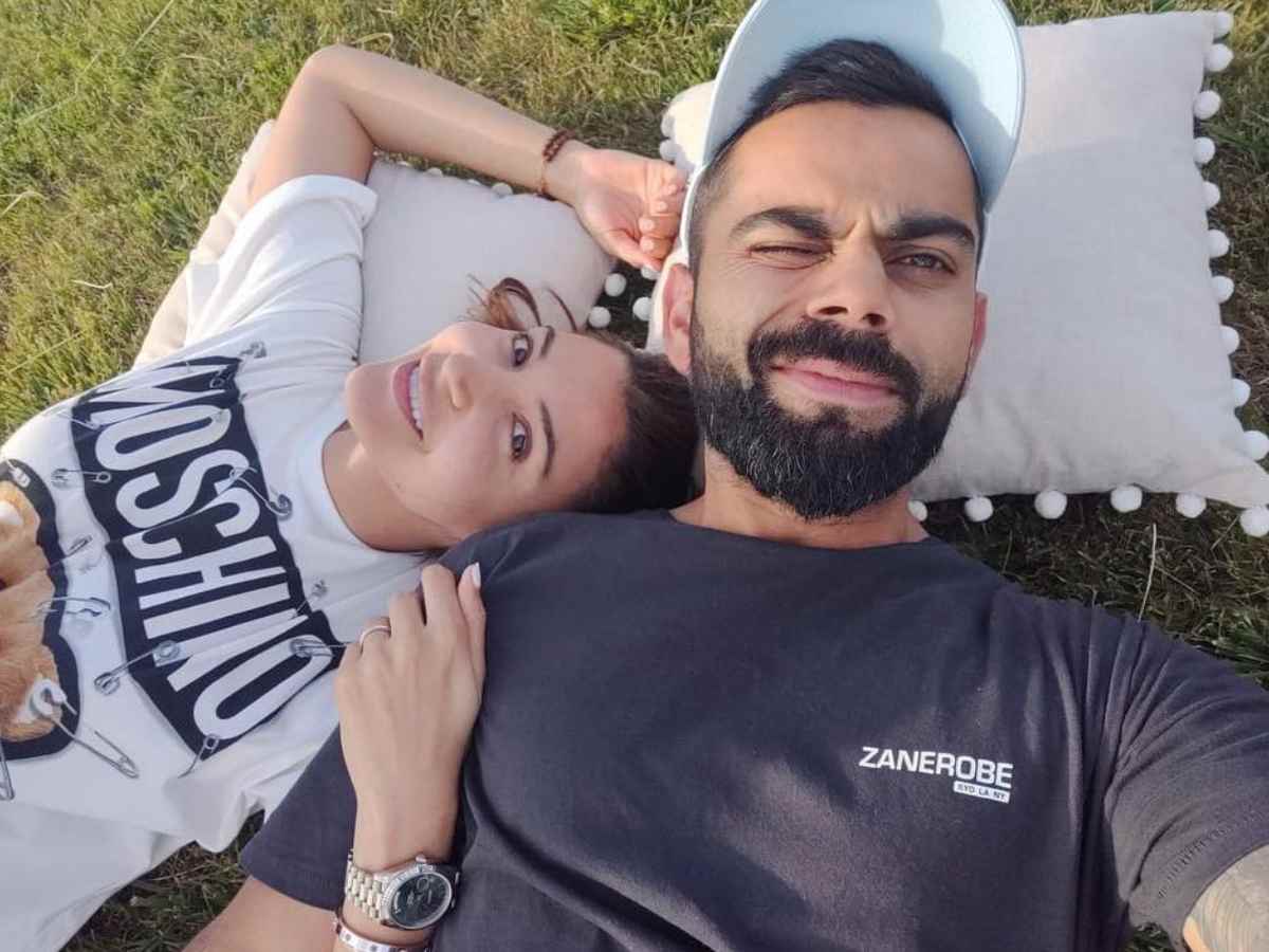 Anushka Sharma's 'sunkissed' image leaves Virat Kohli spellbound