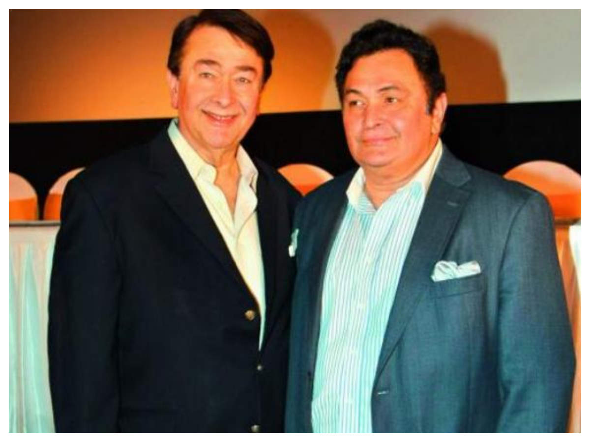 Randhir Kapoor jets off to New York to spend time with ailing brother Rishi  Kapoor