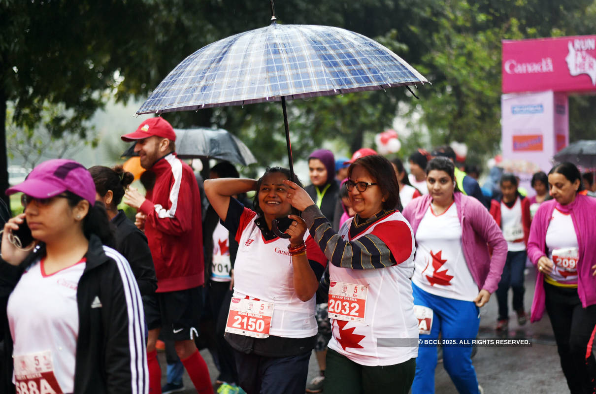 Delhiites participate in 'Run For Her' event