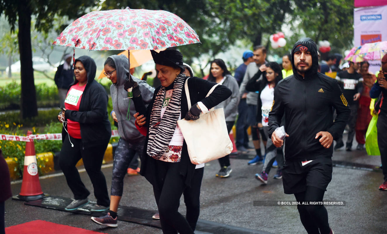 Delhiites participate in 'Run For Her' event