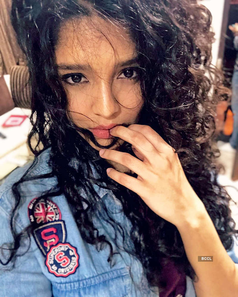 Ritika Singh's bold photoshoot pictures