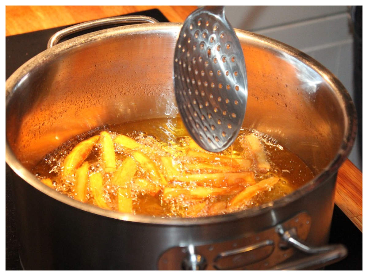 10 Deep Frying Mistakes most home cooks make 