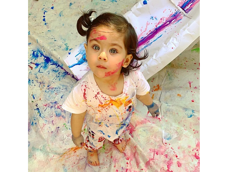 Inaaya Naumi Kemmu S Super Cute Picture Post Holi Celebration Will