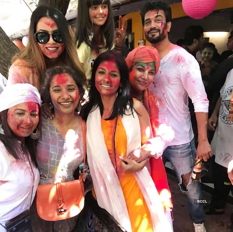 Lovebirds Farhan-Shibani, Arjun-Gabriella steal limelight at Bollywood’s starry Holi parties