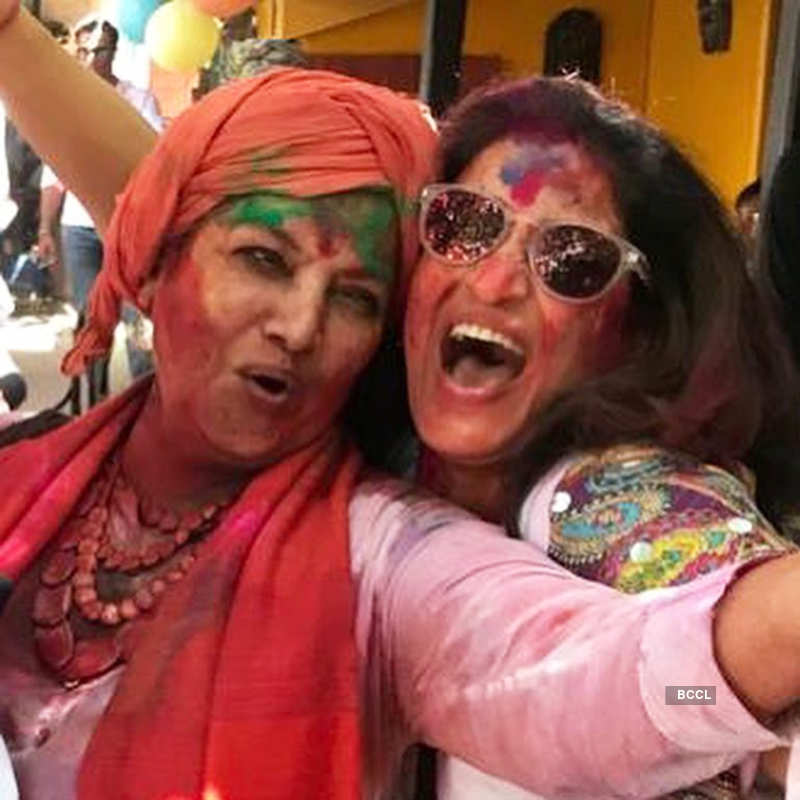 Lovebirds Farhan-Shibani, Arjun-Gabriella steal limelight at Bollywood’s starry Holi parties