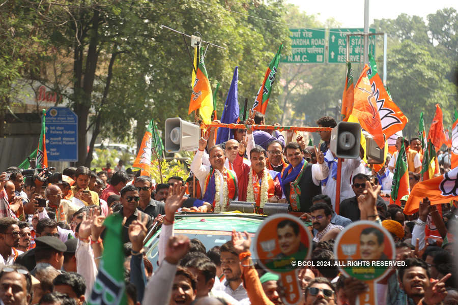 Union Minister Nitin Gadkari files nomination