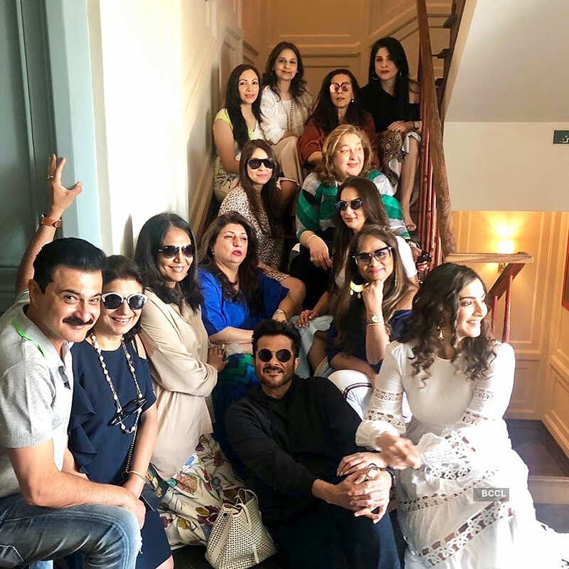 Viral Instagram pictures of your favourite actors & actresses Pics