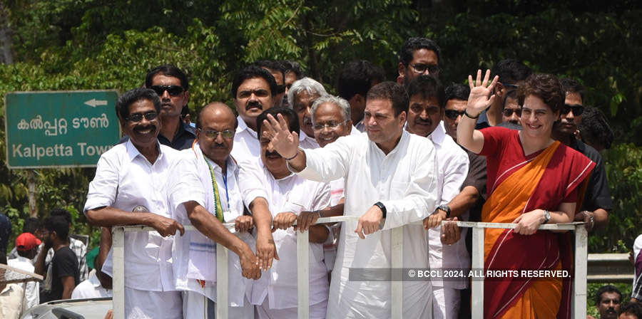 Rahul Gandhi holds mega roadshow in Wayanad