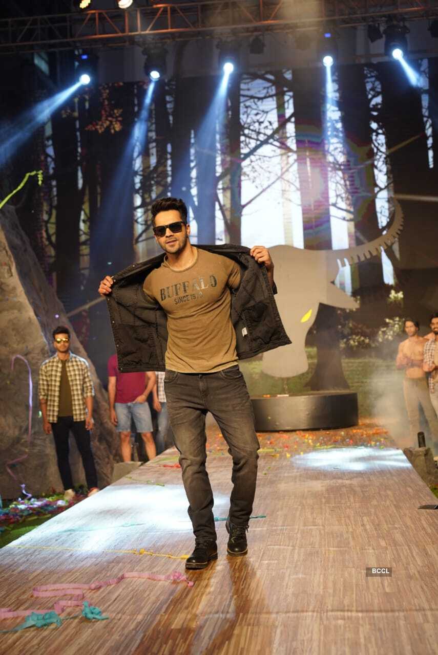 Fashion Choreographer​ Lokesh Sharma & Bollywood actor Varun Dhawan come together for a fashion event