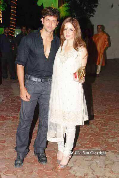 Hrithik Roshan with wife Suzzane Roshan at Shilpa Shetty's Diwali bash ...