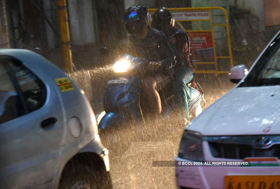 Bengaluru witnesses first spell of summer rain