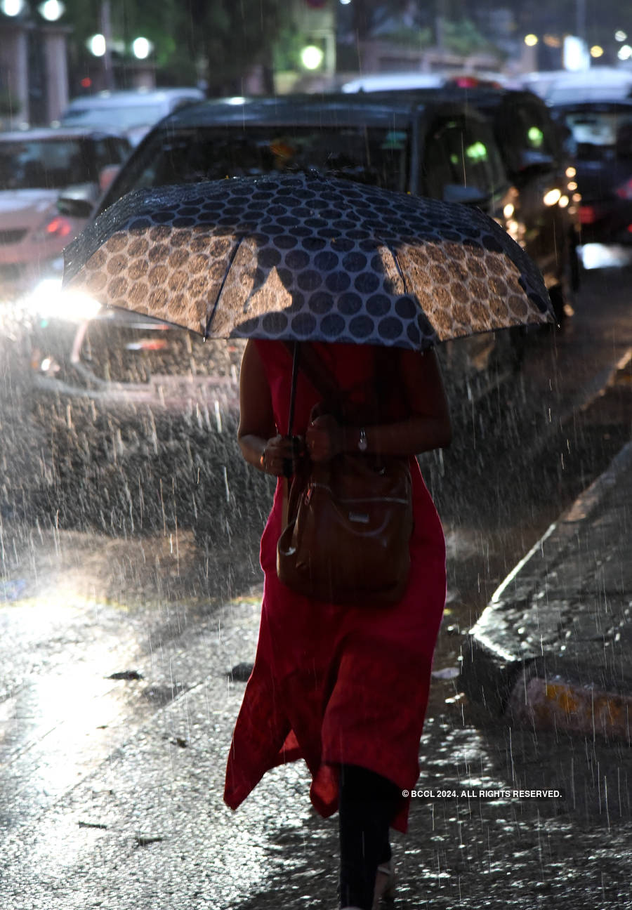 Bengaluru witnesses first spell of summer rain