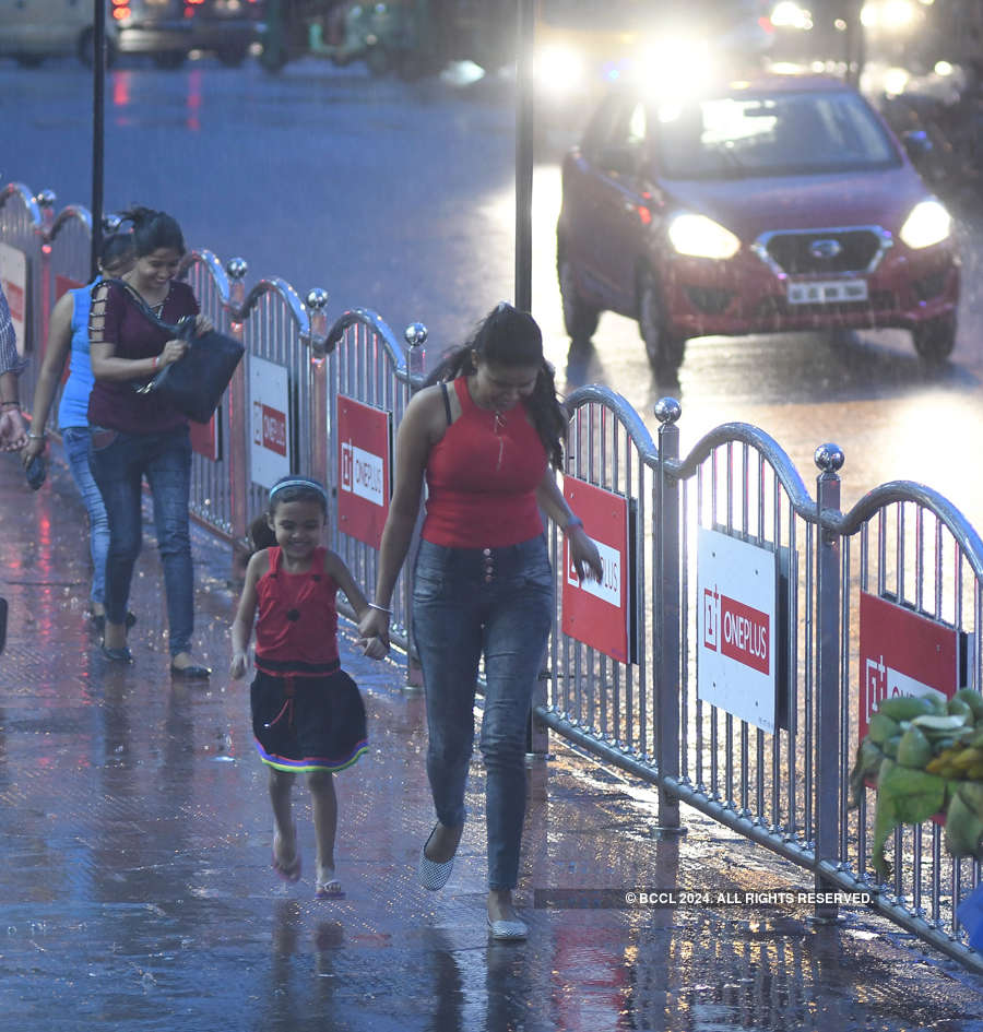 Bengaluru witnesses first spell of summer rain