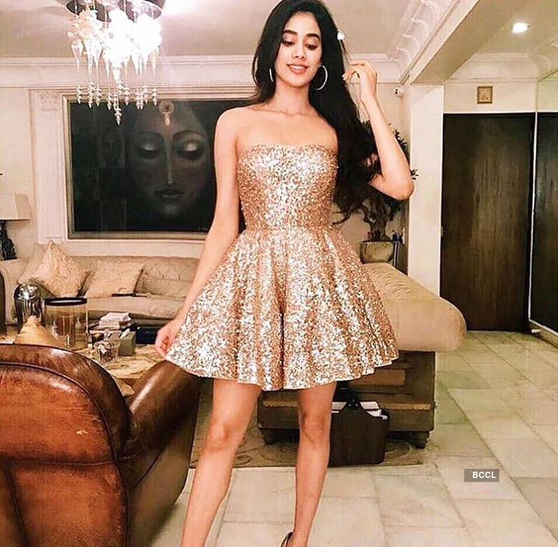 Janhvi Kapoor steps out in style in shorts, see pictures