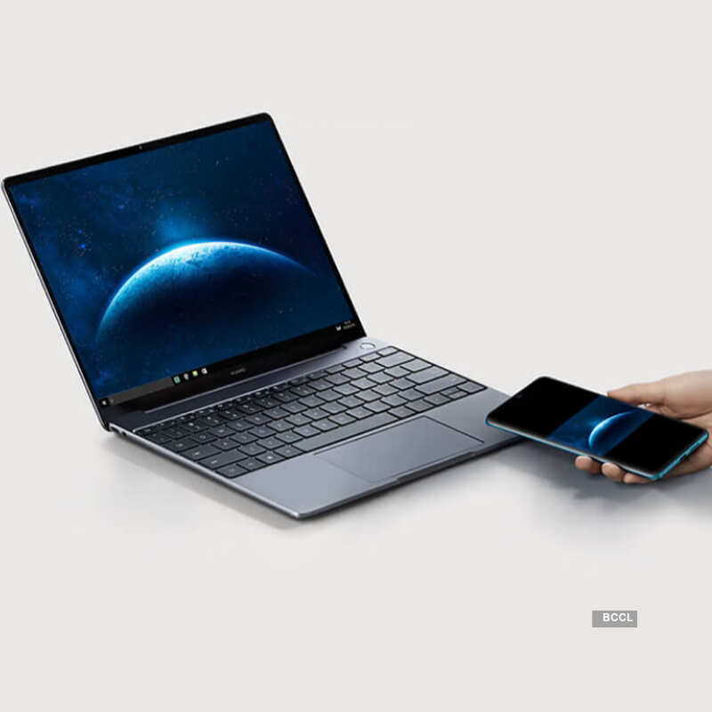 Pictures of the newly launched Huawei P30 Pro and P30 Lite