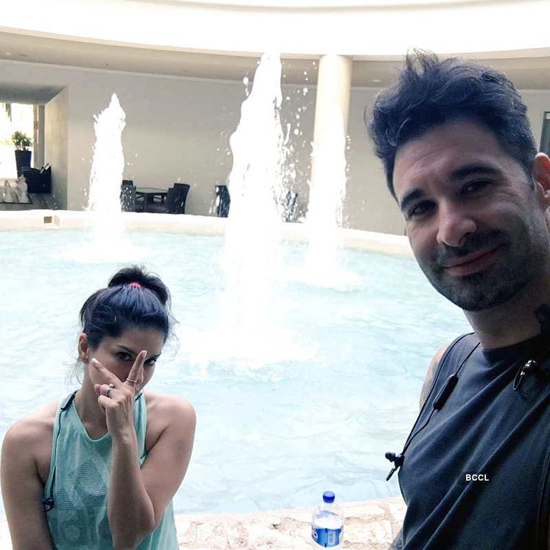 Sunny Leone Is Turning Up The Heat With Her New Pool Pictures Pics 