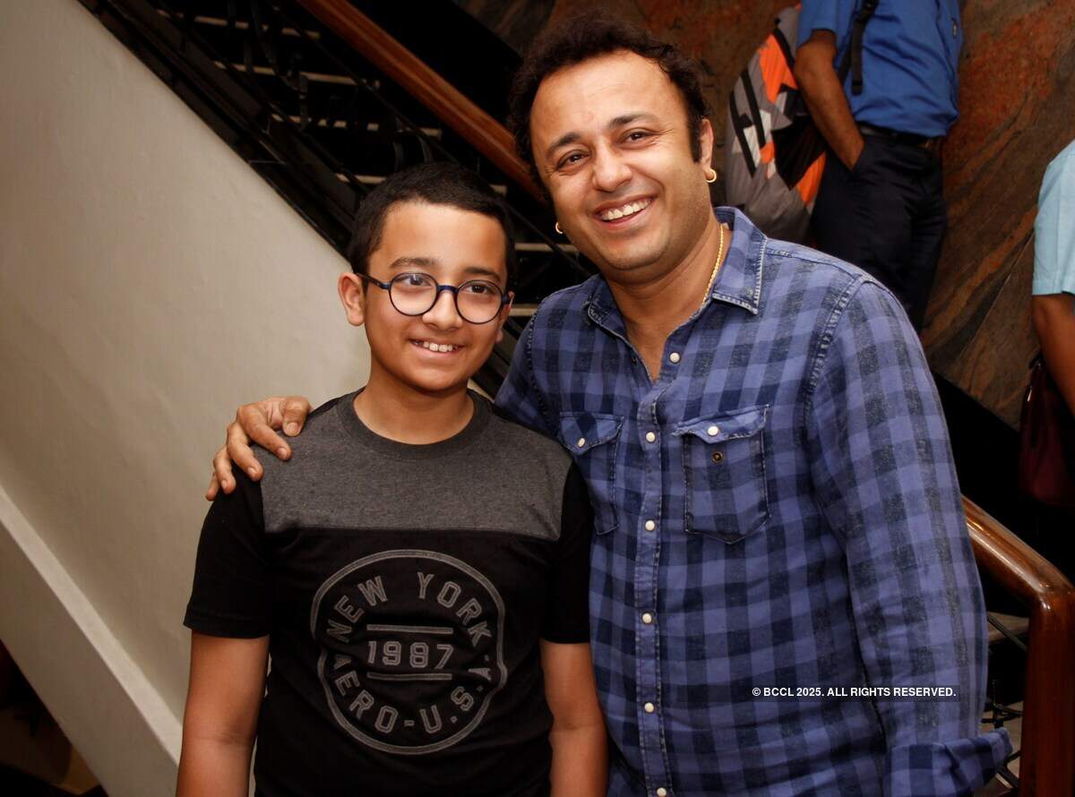 shankar-mudi-screening-the-etimes-photogallery-page-7