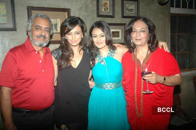 Roshni Chopra b'day celebrations