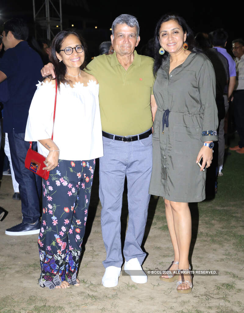 Sonam Bajoria, Pradeep Bajoria and Varsha Chhawchharia
