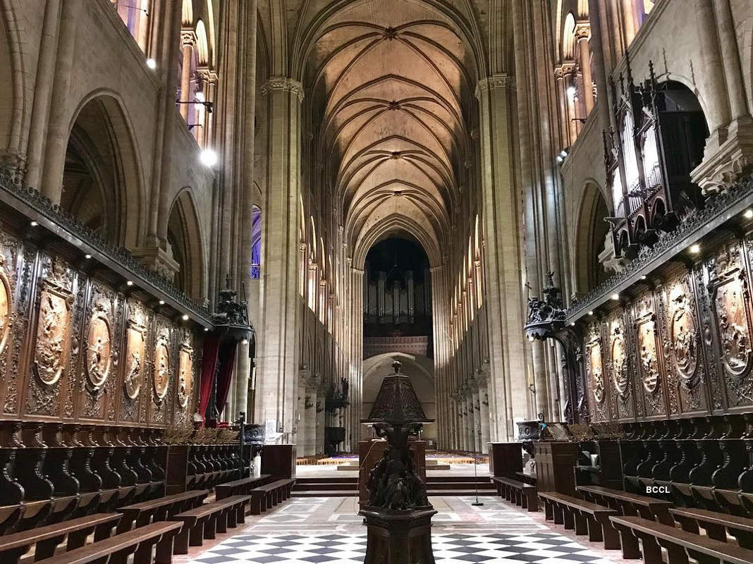 Pictures of Notre-Dame Cathedral treasures that make it so special