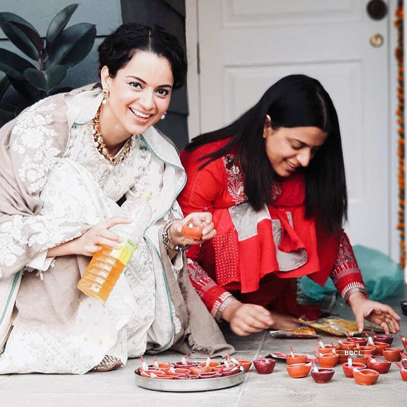 Kangana Ranaut and Rangoli Chandel&rsquo;s pictures