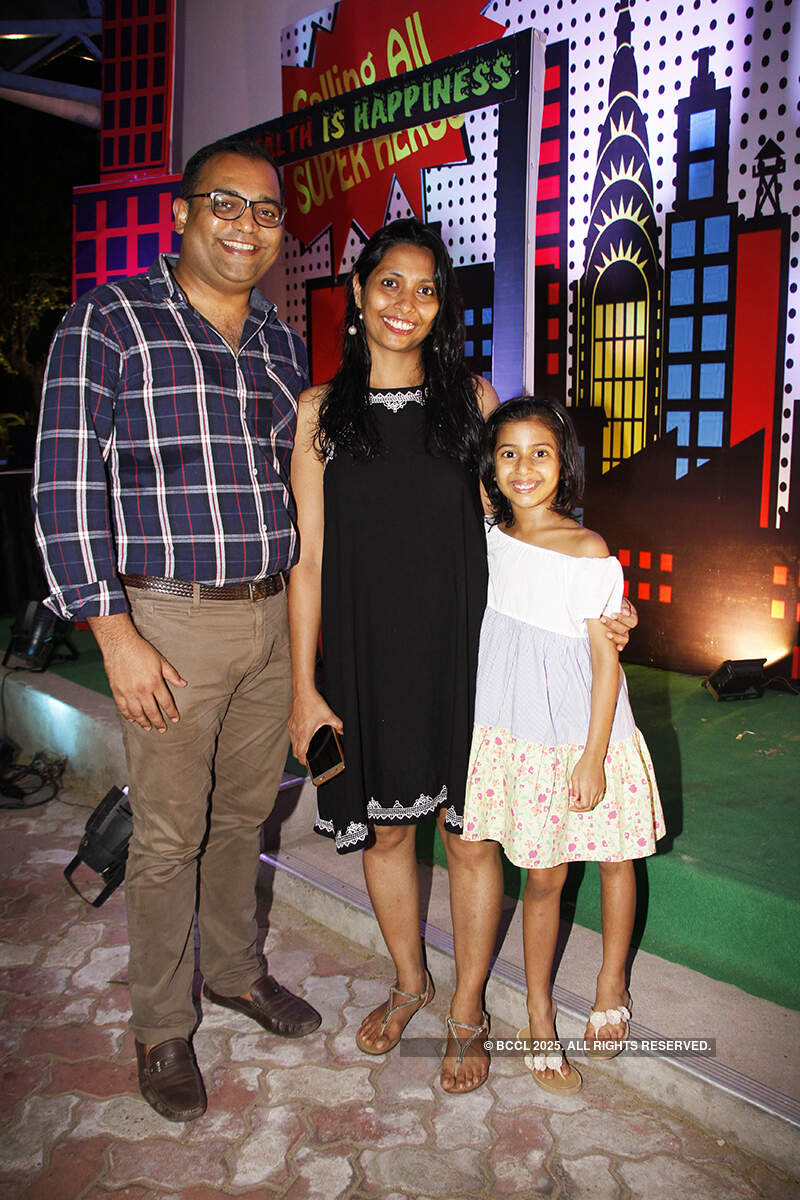 Subhajit, Chandrima, Sia