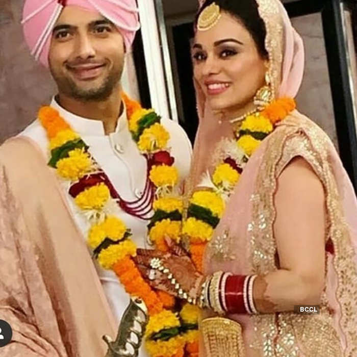 Inside pictures from Ssharad Malhotra and Ripci Bhatia’s wedding ceremony