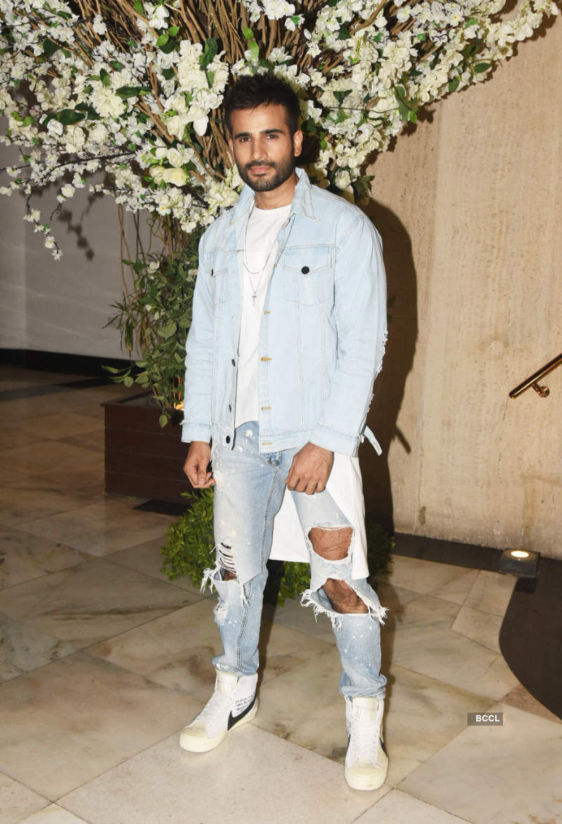 Celebs step out in style to attend Manish Malhotra’s dinner party