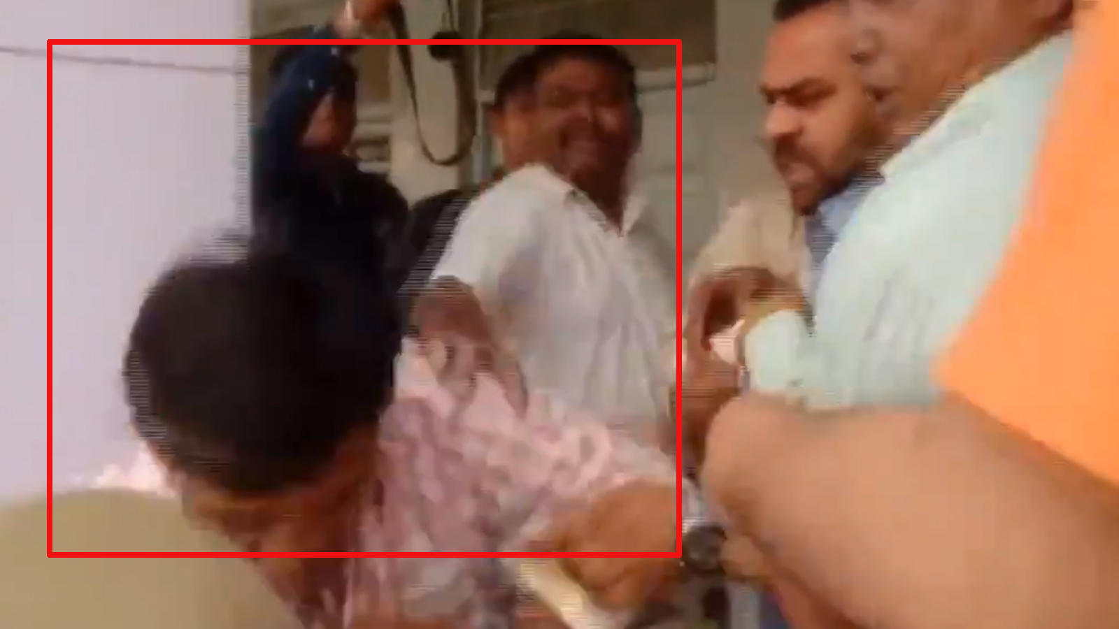 Lok Sabha polls 2019: Polling officer thrashed by BJP workers in Moradabad