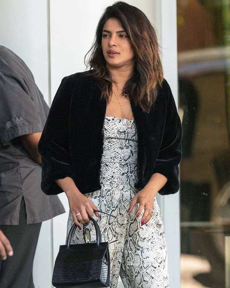 Priyanka Chopra steps out in style for dinner with her mother in Mumbai