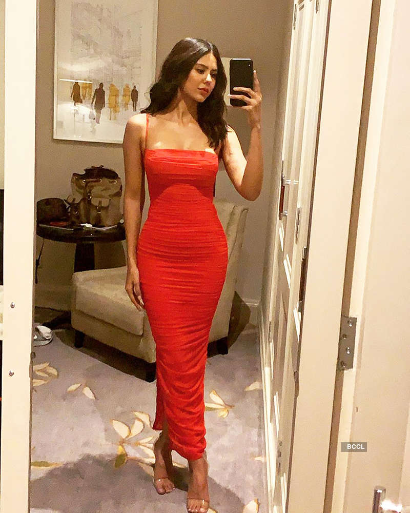 Punjabi actress Sonam Bajwa is ruling social media with her scintillating pictures...