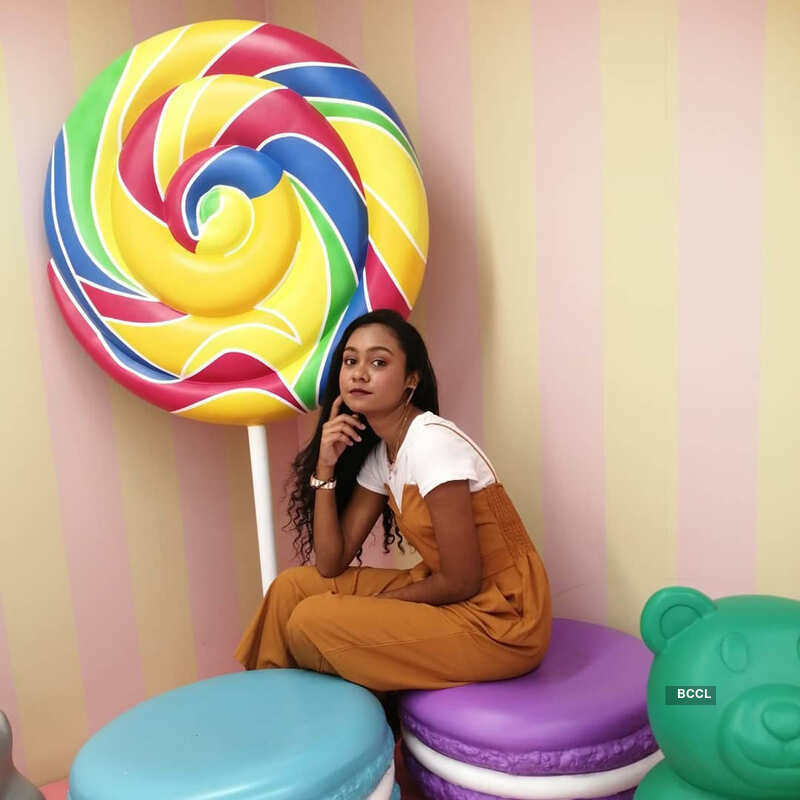 Kishweni Jaganathan's pictures