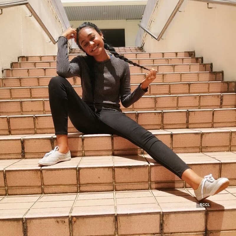 Kishweni Jaganathan's pictures