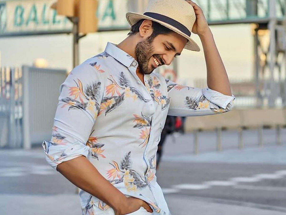 ​Photo: Kartik Aaryan looks uber cool in this latest click