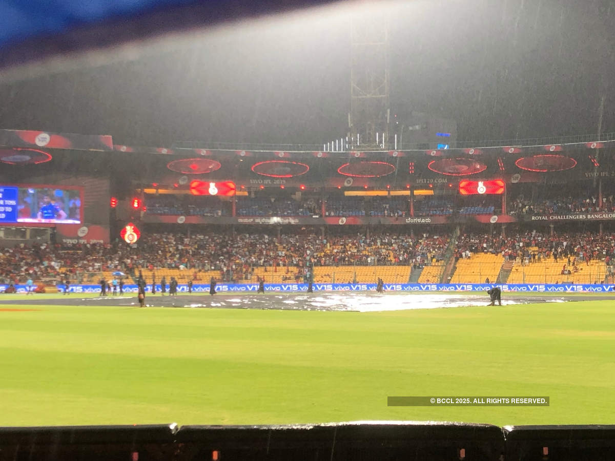 Photos: Rajasthan Royals and Royal challengers Bangalore match ...