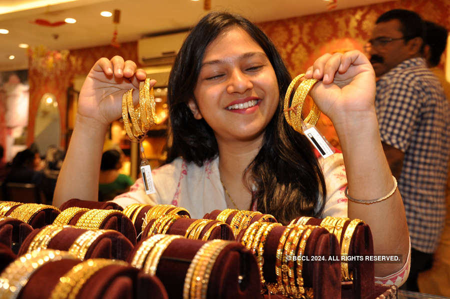 Akshay Tritiya: Jewellers offer discount to attract buyers
