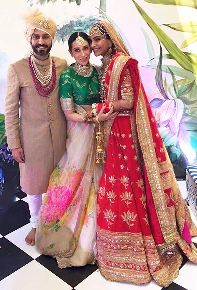 A look back at best wedding pictures of Sonam Kapoor & Anand Ahuja on their anniversary